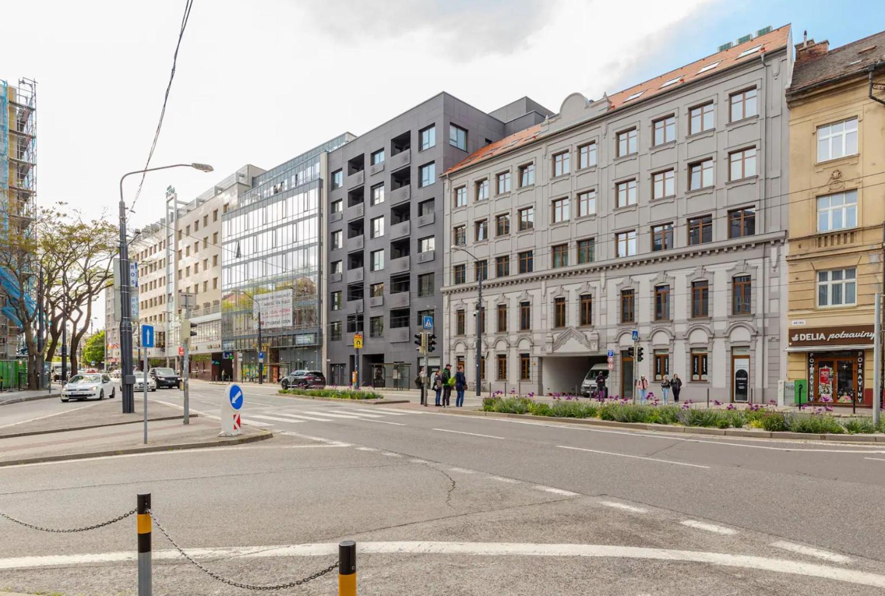 Magnolie Suite Presidential Garden Free Parking Bratislava Exterior foto